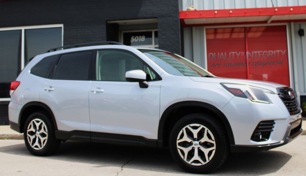 2024 Subaru Forester Premium