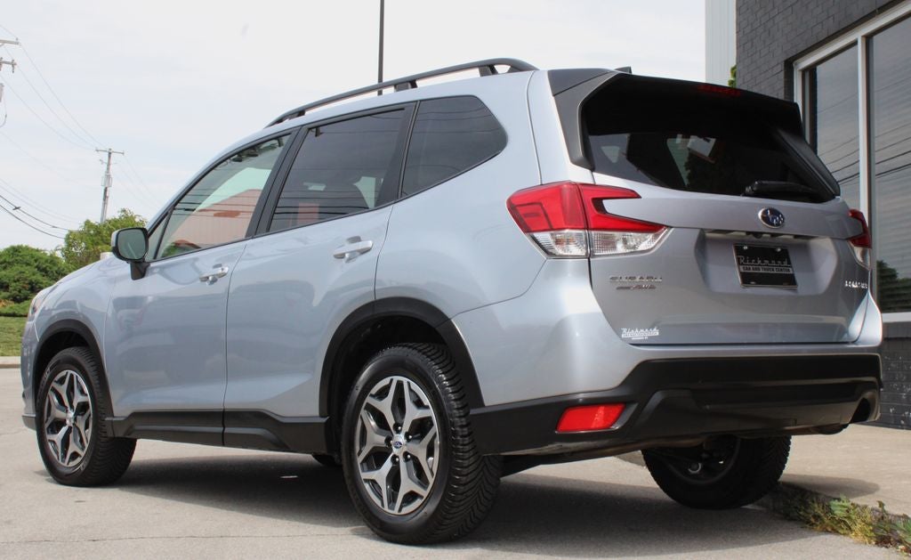2024 Subaru Forester Premium