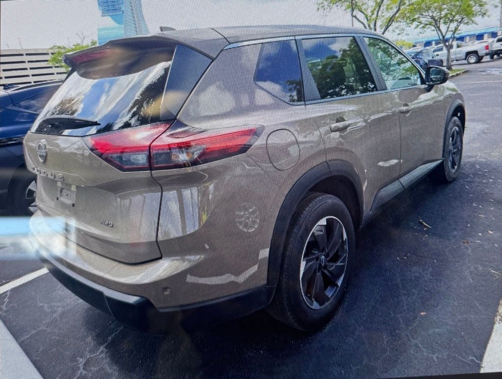 2025 Nissan Rogue SV
