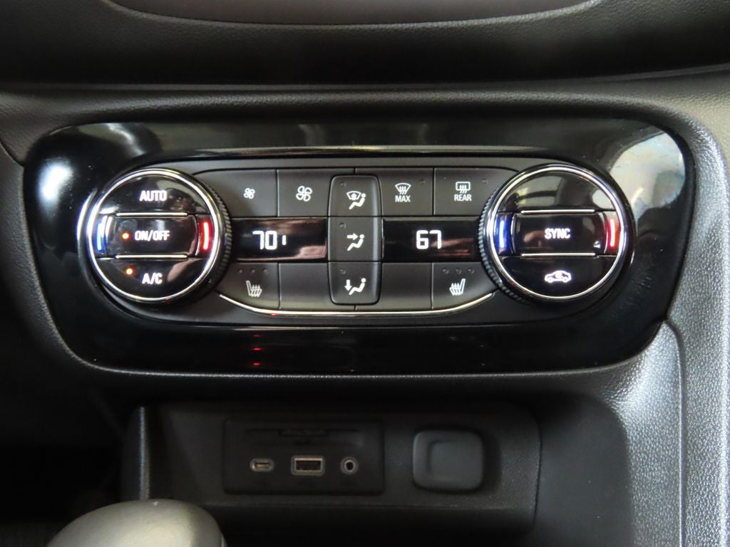 2020 Buick Encore GX Select