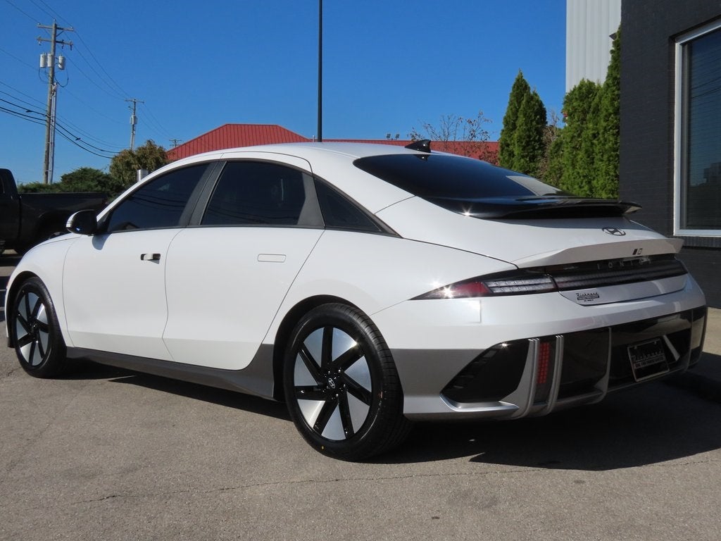 2024 Hyundai IONIQ 6 SE
