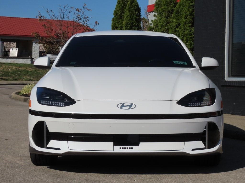 2024 Hyundai IONIQ 6 SE