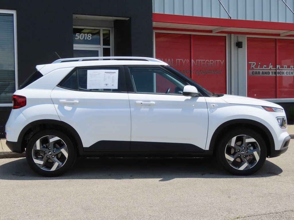 2024 Hyundai Venue SEL