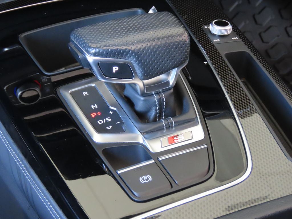 2022 Audi SQ5 Premium Plus quattro
