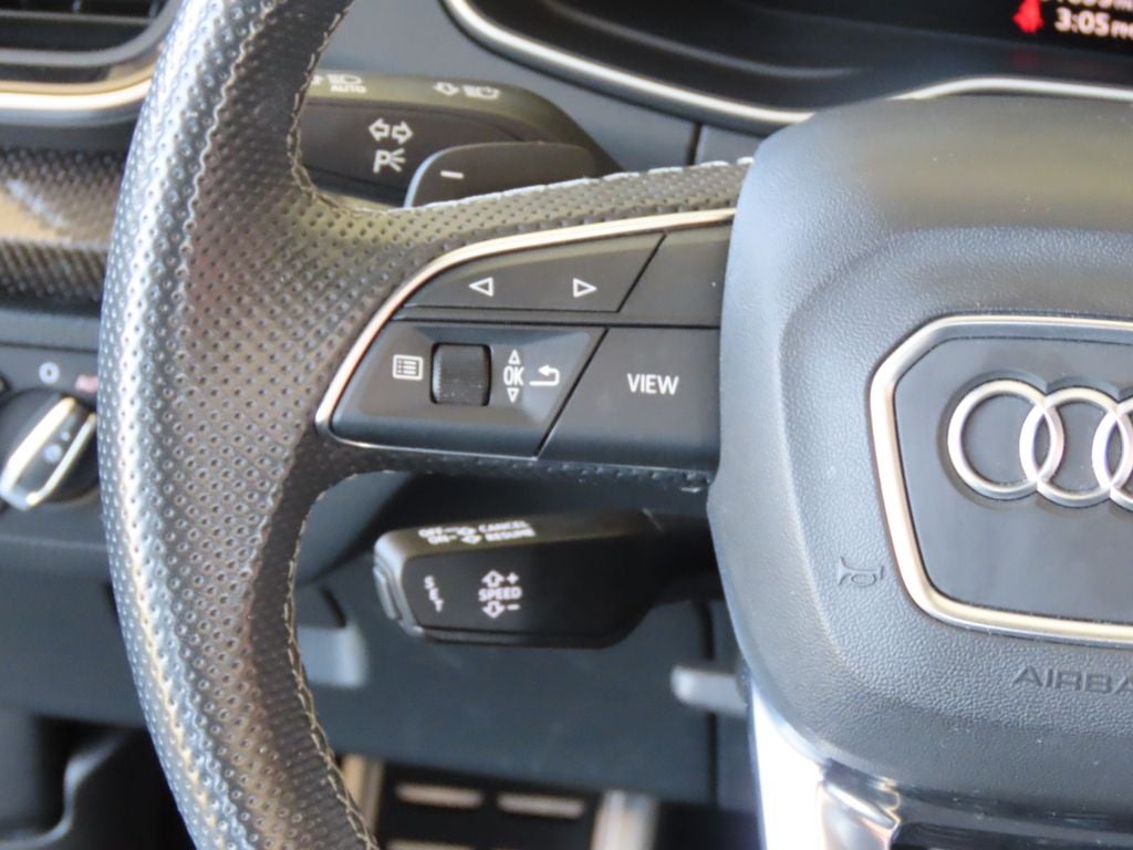 2022 Audi SQ5 Premium Plus quattro