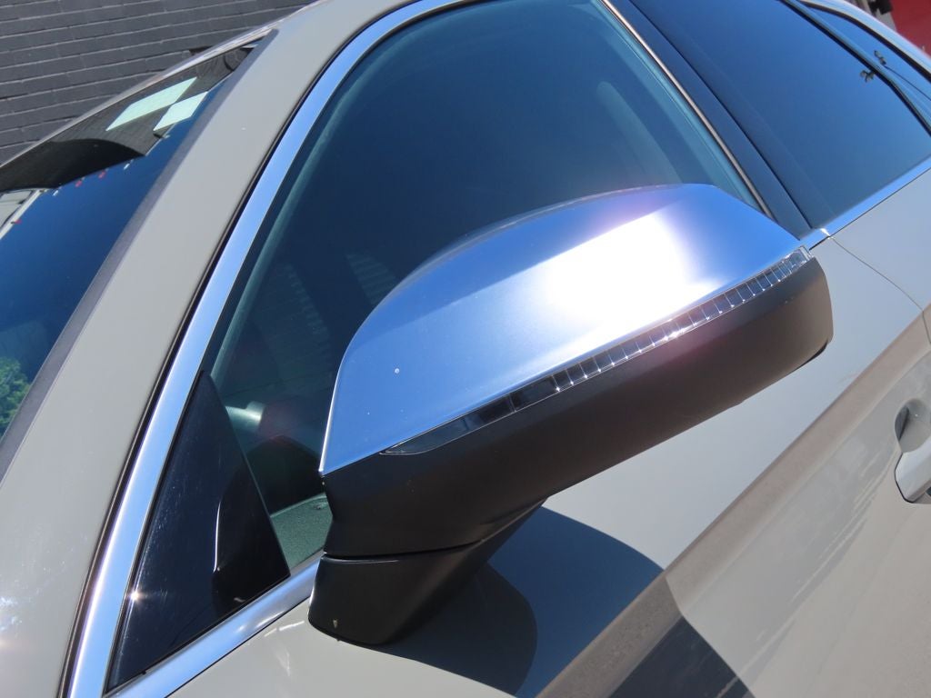 2022 Audi SQ5 Premium Plus quattro