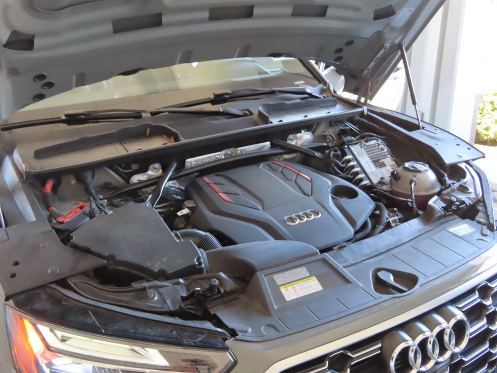 2022 Audi SQ5 Premium Plus quattro