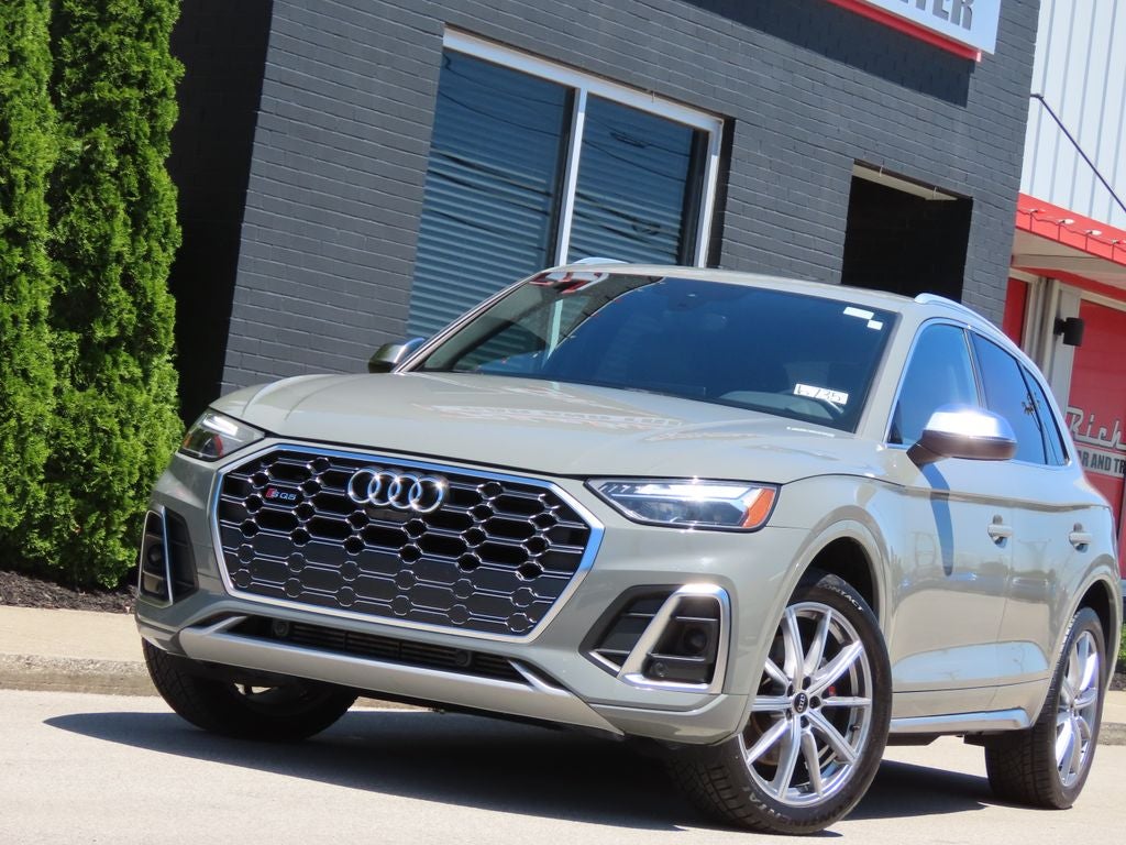 2022 Audi SQ5 Premium Plus quattro