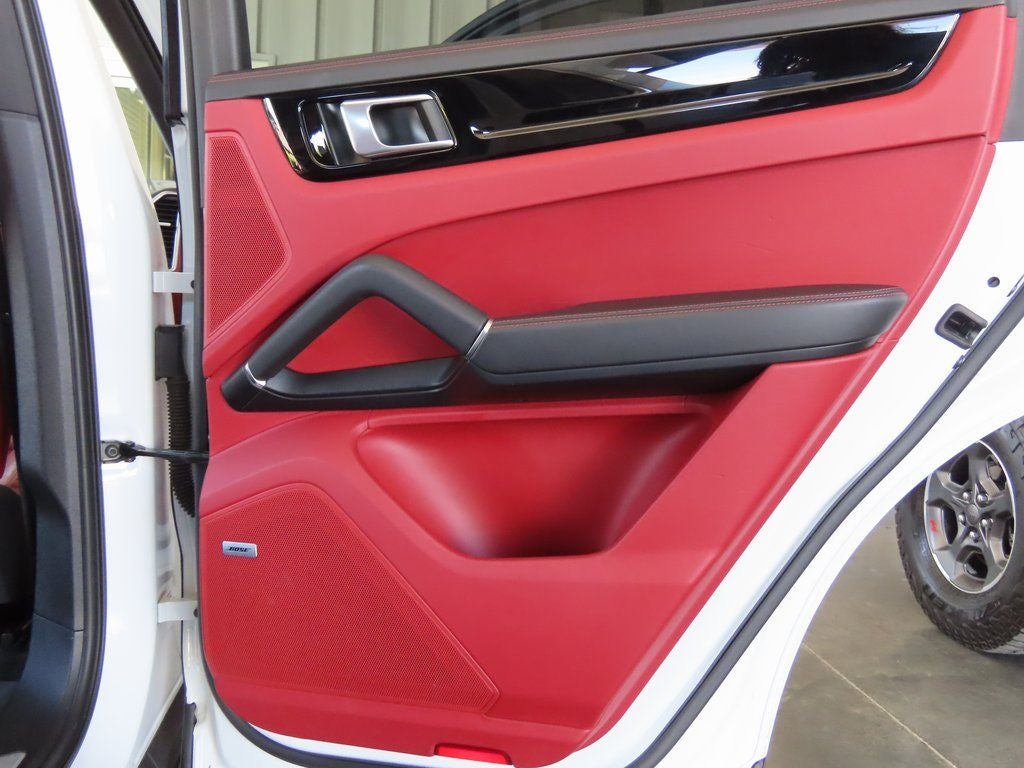 2019 Porsche Cayenne Base