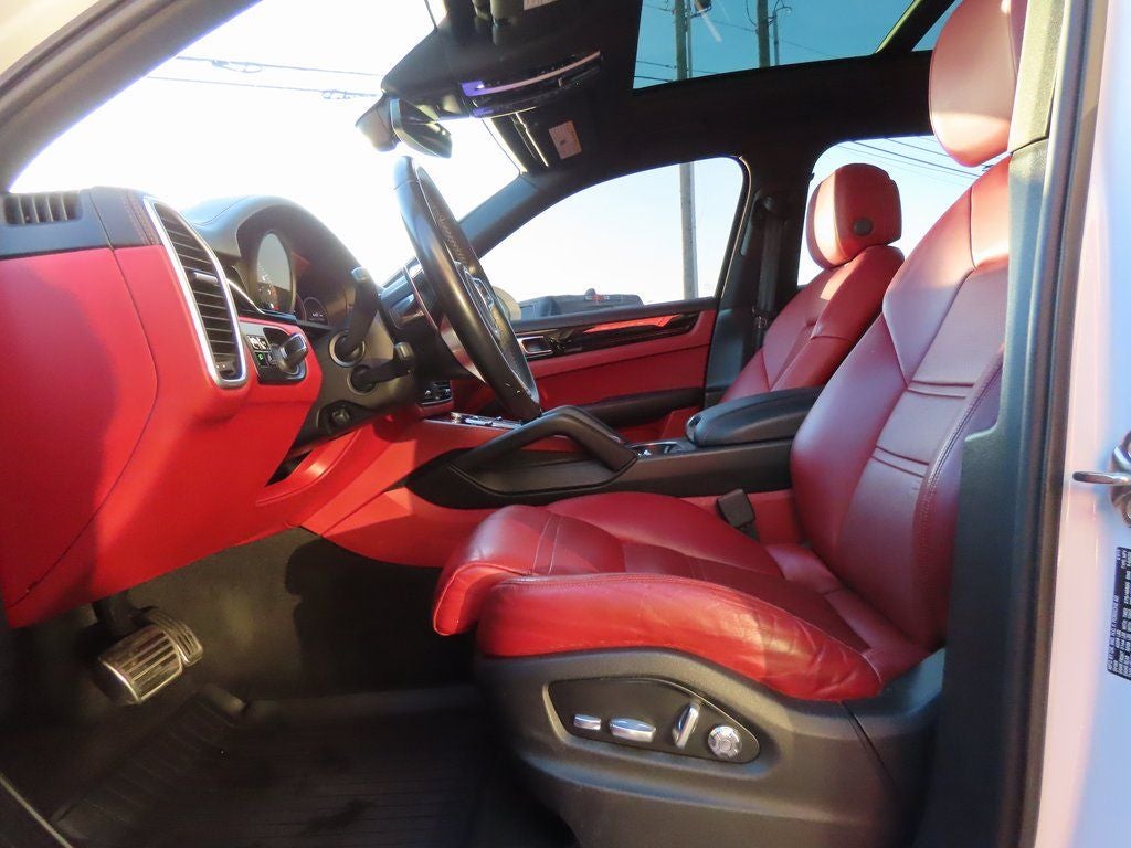 2019 Porsche Cayenne Base