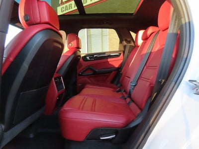 2019 Porsche Cayenne Base