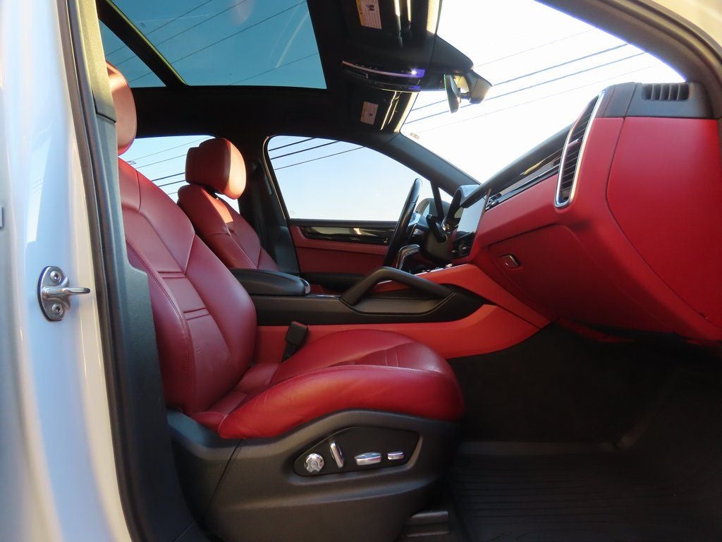 2019 Porsche Cayenne Base