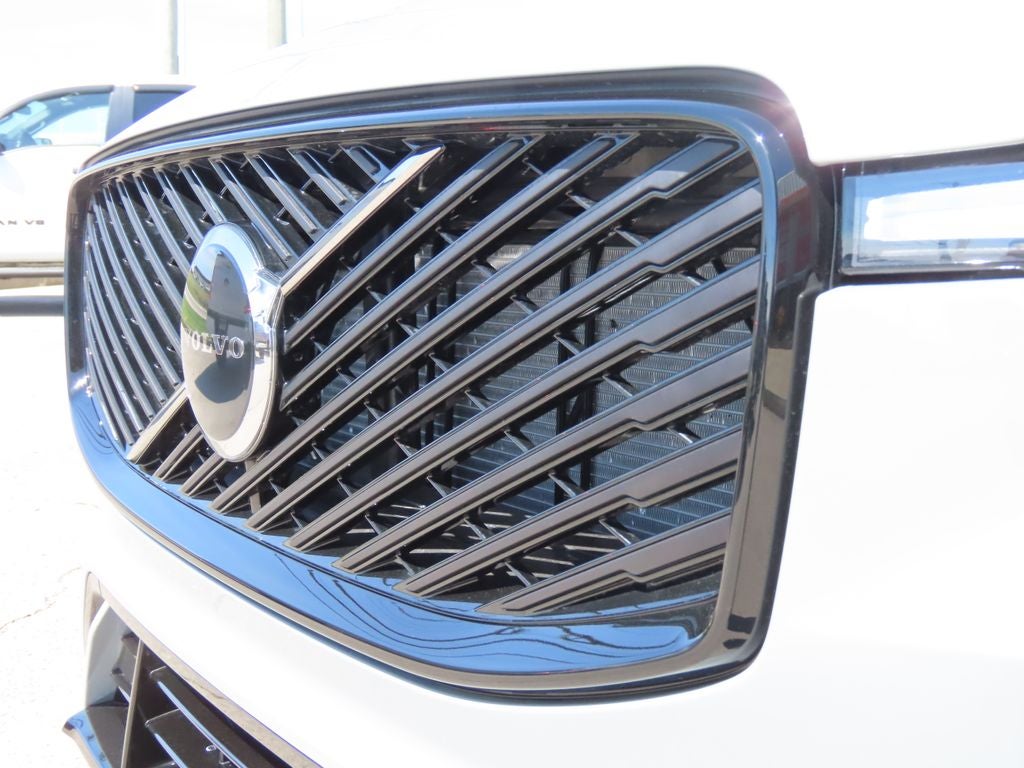 2026 Volvo XC60 B5 Core