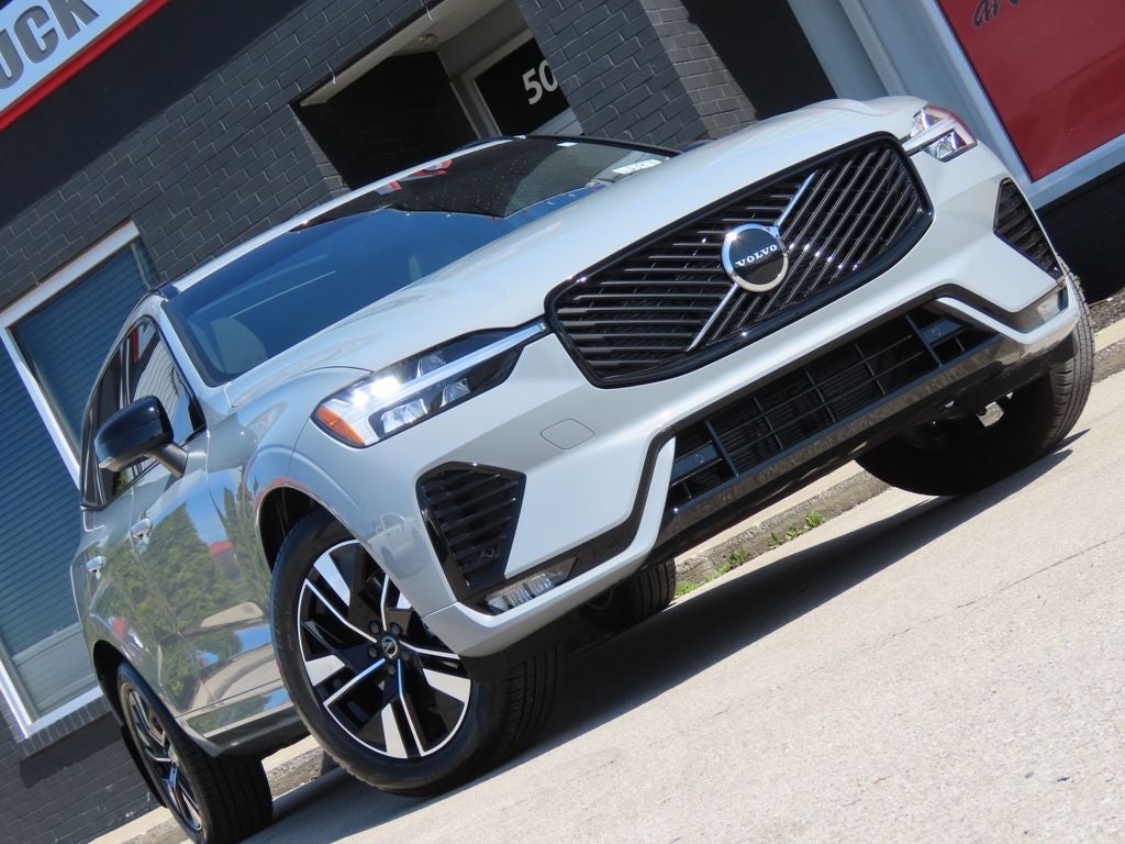 2026 Volvo XC60 B5 Core