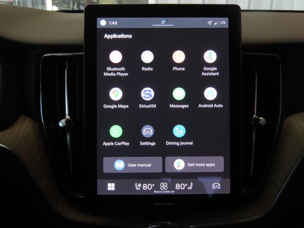 2026 Volvo XC60 B5 Core