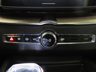 2026 Volvo XC60 B5 Core