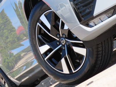 2026 Volvo XC60 B5 Core