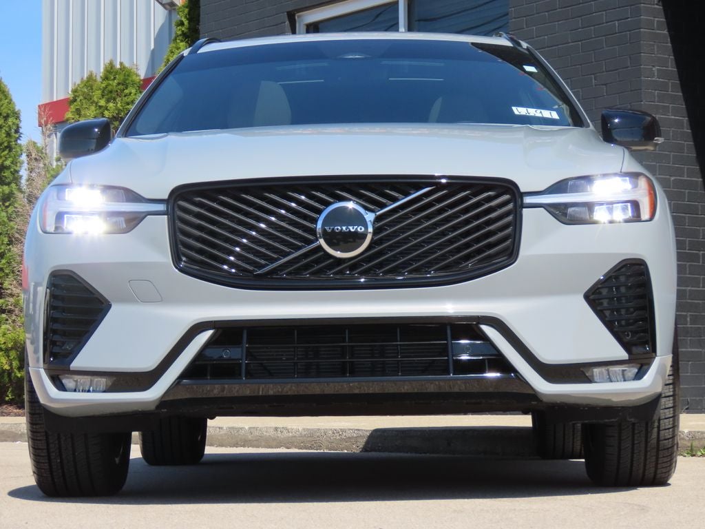 2026 Volvo XC60 B5 Core